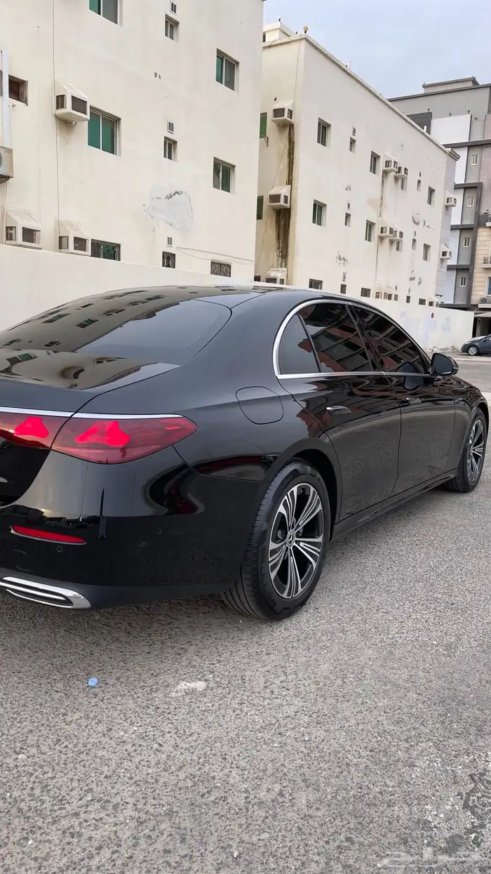 مرسيدس بنز E200 موديل 2024 ضمان الجفالي عداد 7000km فقط 13