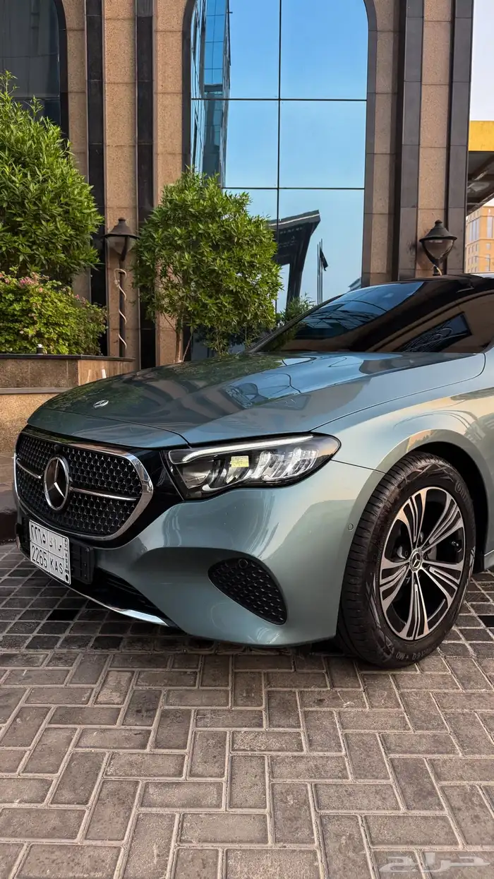 مرسيدس e200 شبه زيرو 2025 0