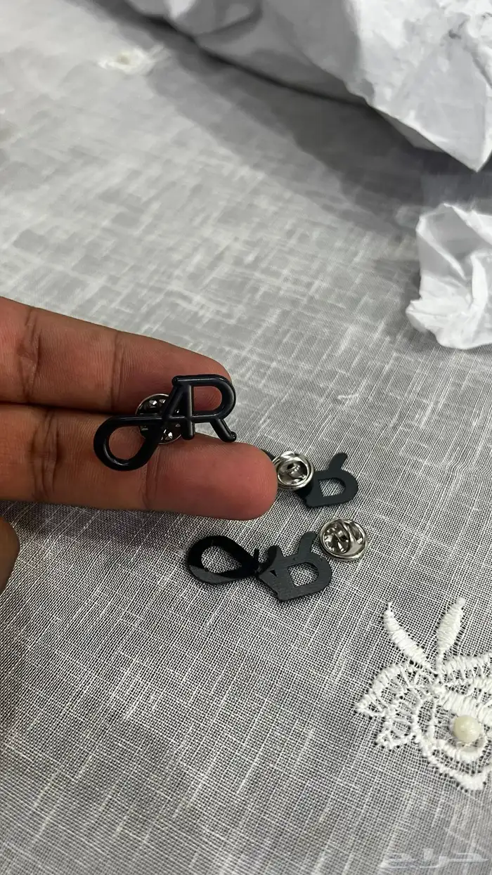 ليبل حديدي 0