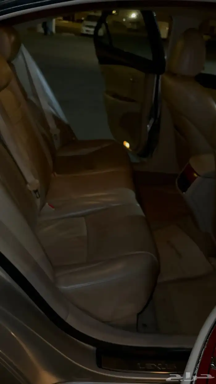 للبيع لكسز es 350 موديل 2010 19