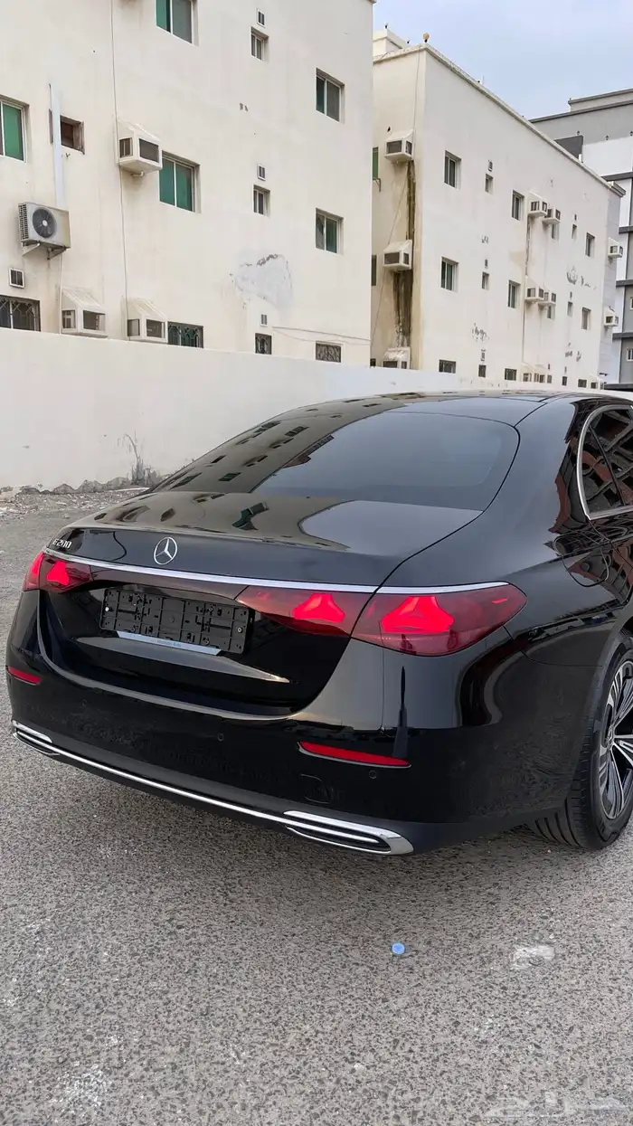مرسيدس بنز E200 موديل 2024 ضمان الجفالي عداد 7000km فقط 12