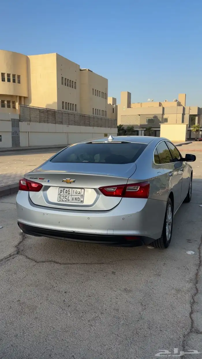 ماليبو 2020 فضي نظيف بيع مستعجل 20
