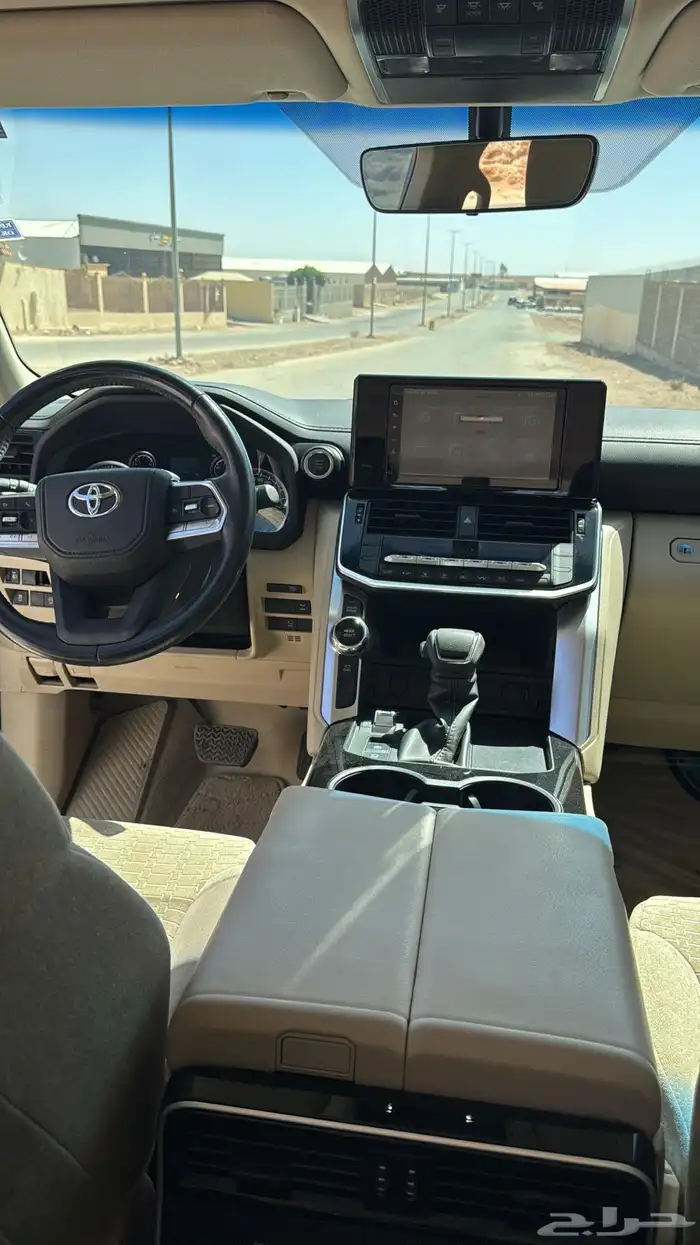 لاندكروزر L2  2022 8
