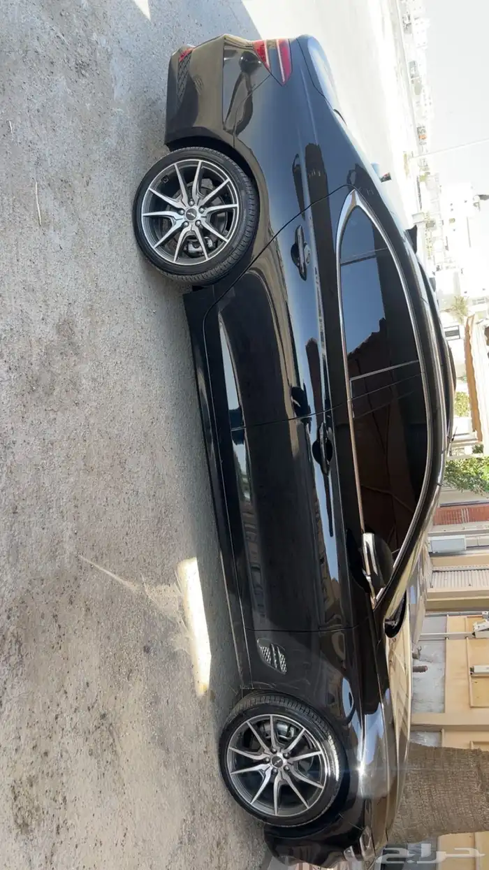 للبيع جينسس g70 12