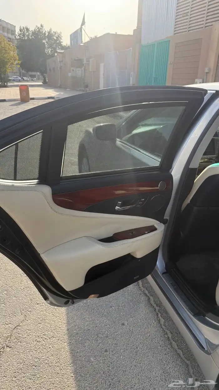 لكزس Ls 460 2011 2