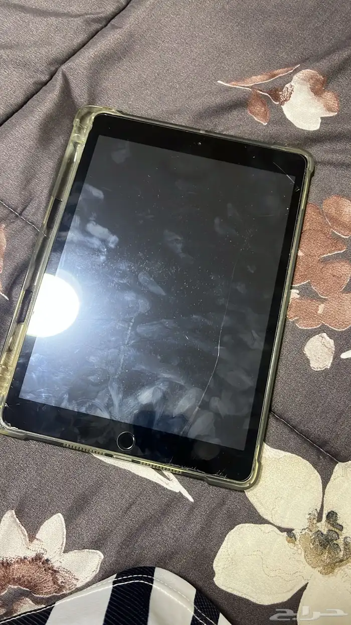 ايباد ابل الجيل السابع اتوقع بس علي اكيد الجيل السابع 0