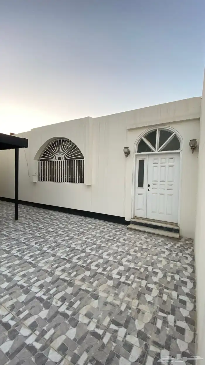 فيلا للبيع حي الفاروق 6