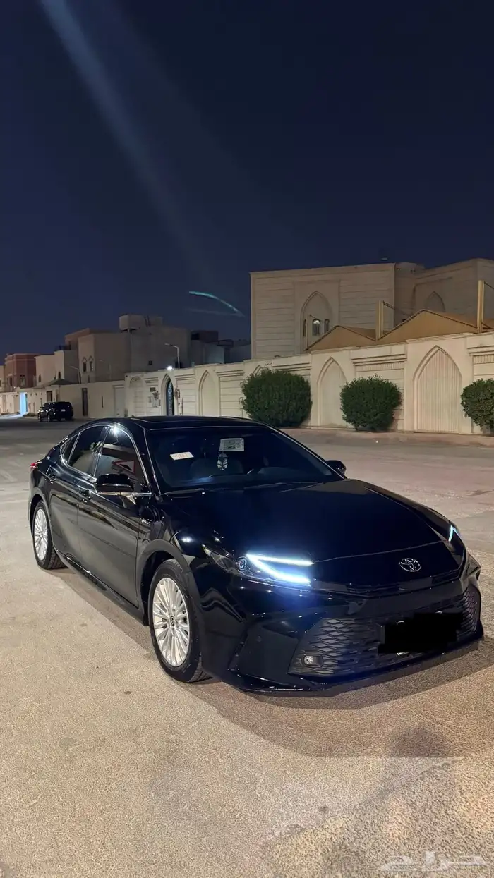 كامري 2025 ماشي 35 الف وارد عبداللطيف 0