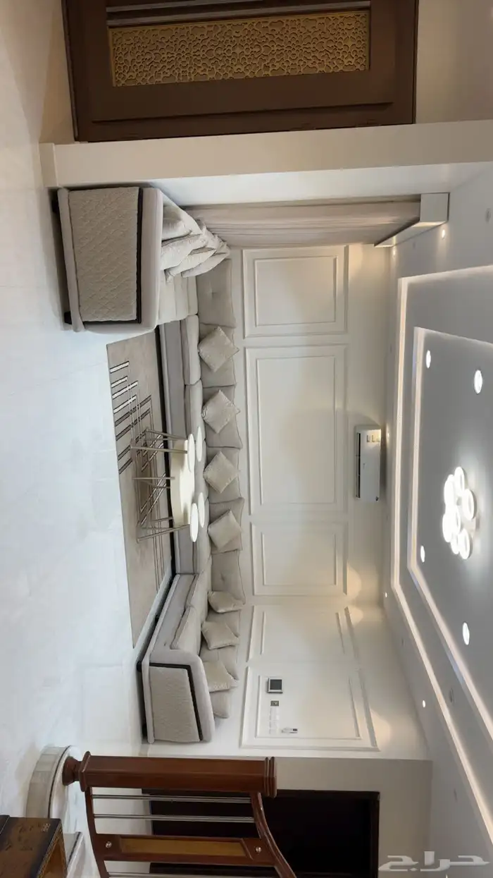 فيلا 375م للايجار بالمهديه 0