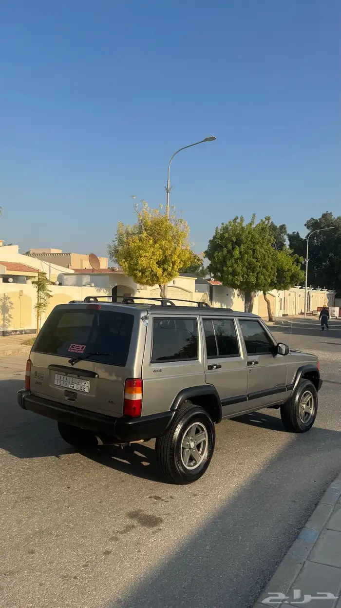 للبيع شروكي 2000 7