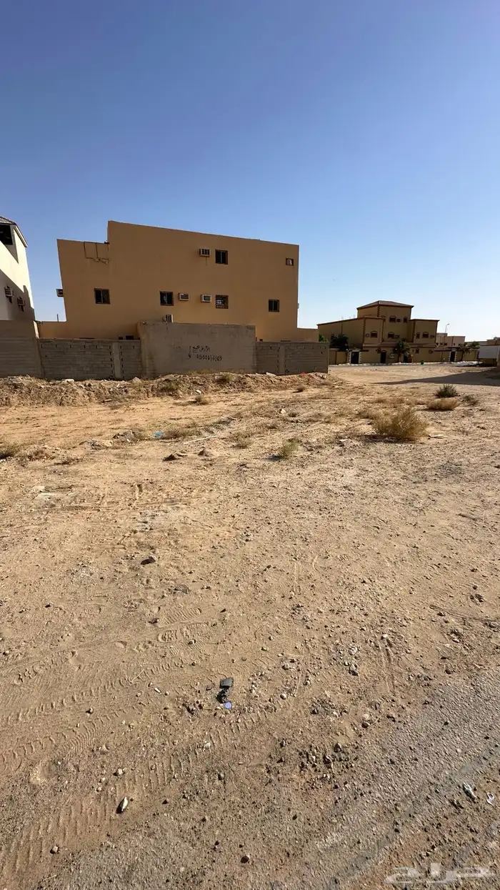 ارض تجارية بحي الشقة بمساحة (400 متر ) 4