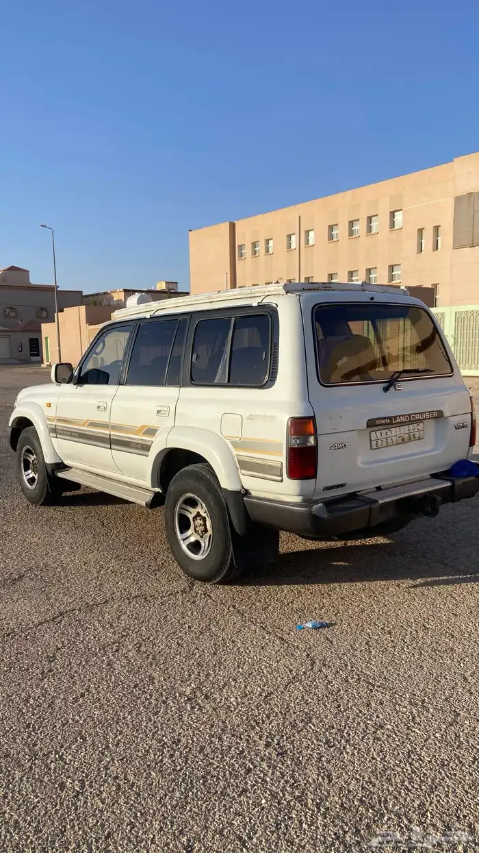 للبيع جيب ديزل 1993 2