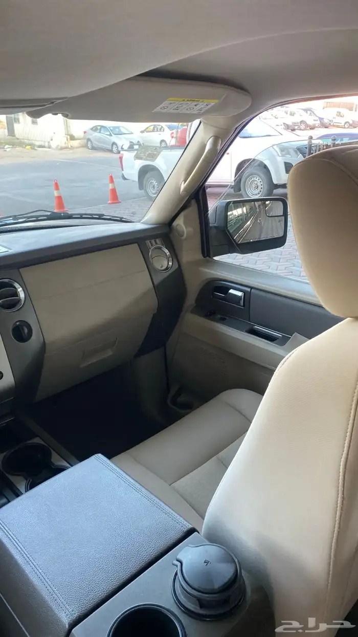 فورد اكسبديشن2013 30