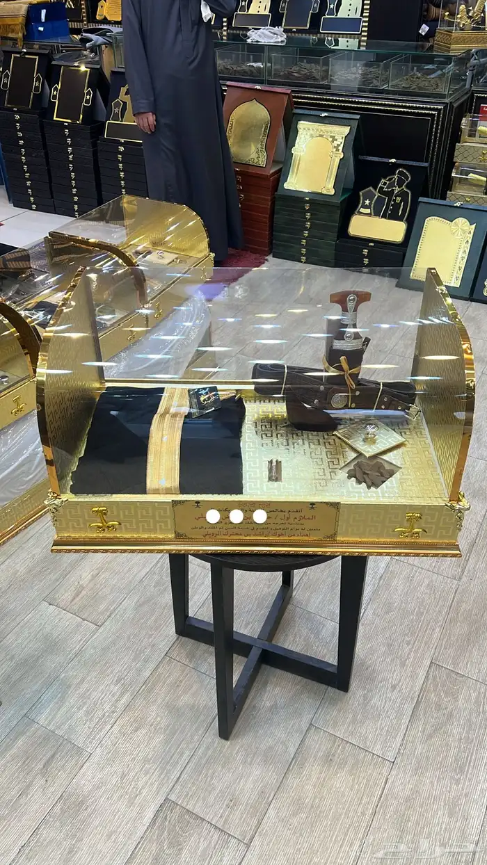هدايا رجالية سيوف دروع هدايا دروع هدايا سيوف 8