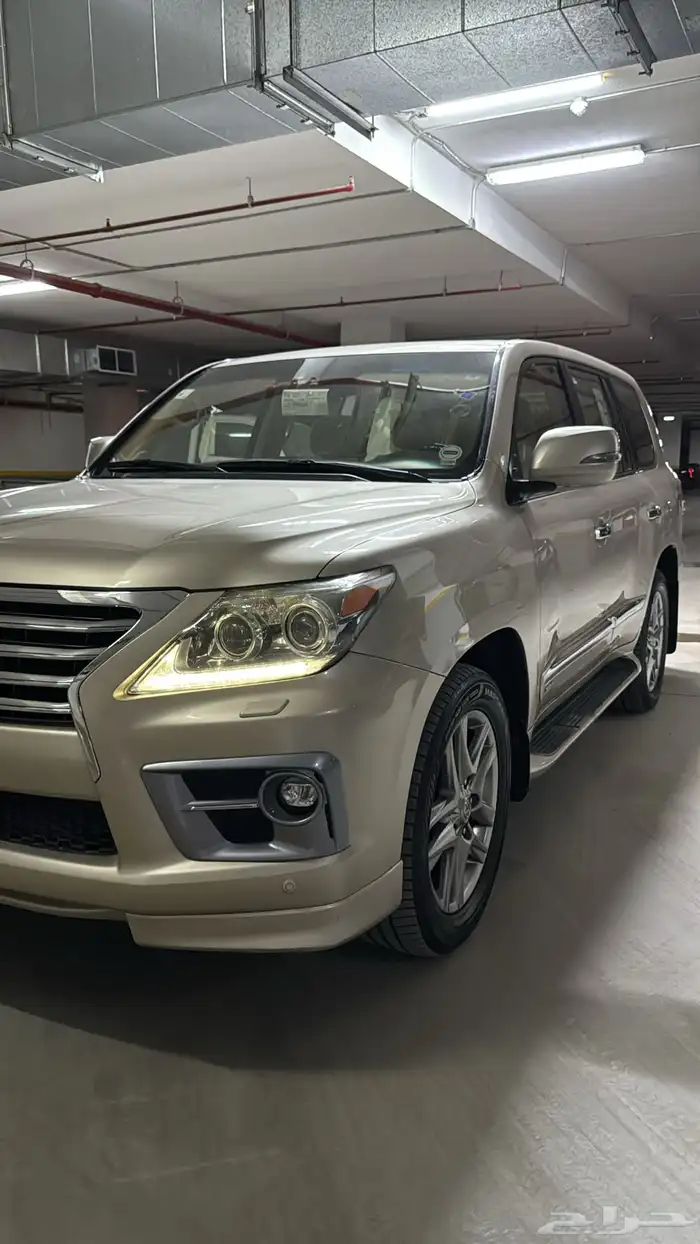 لكزس LX570 موديل 2012 9
