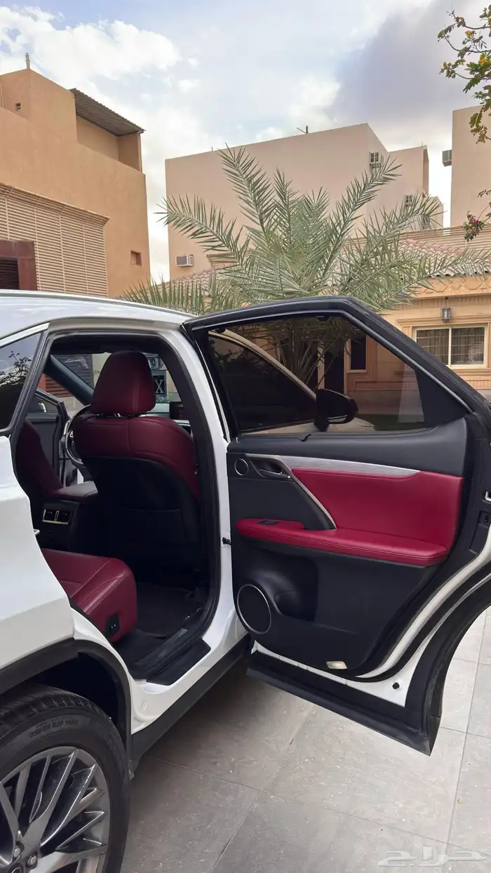 لكزس RX350F sport موديل 2019 وارد عبداللطيف 10