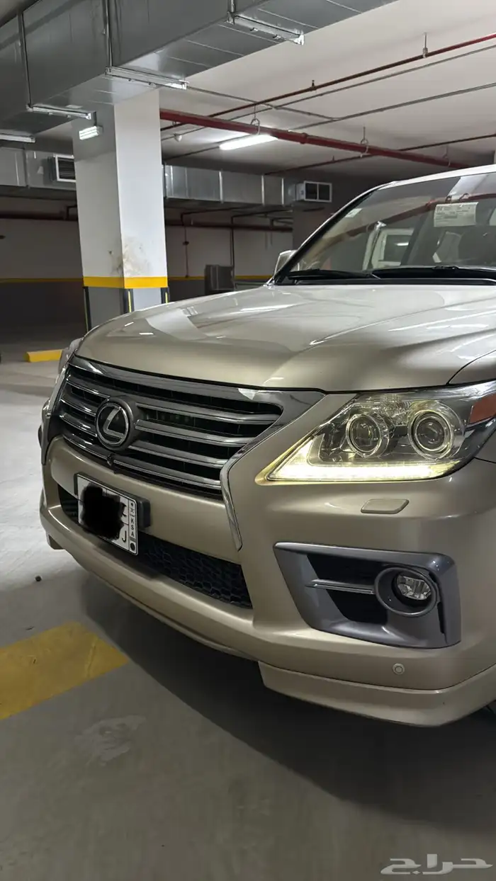 لكزس LX570 موديل 2012 10