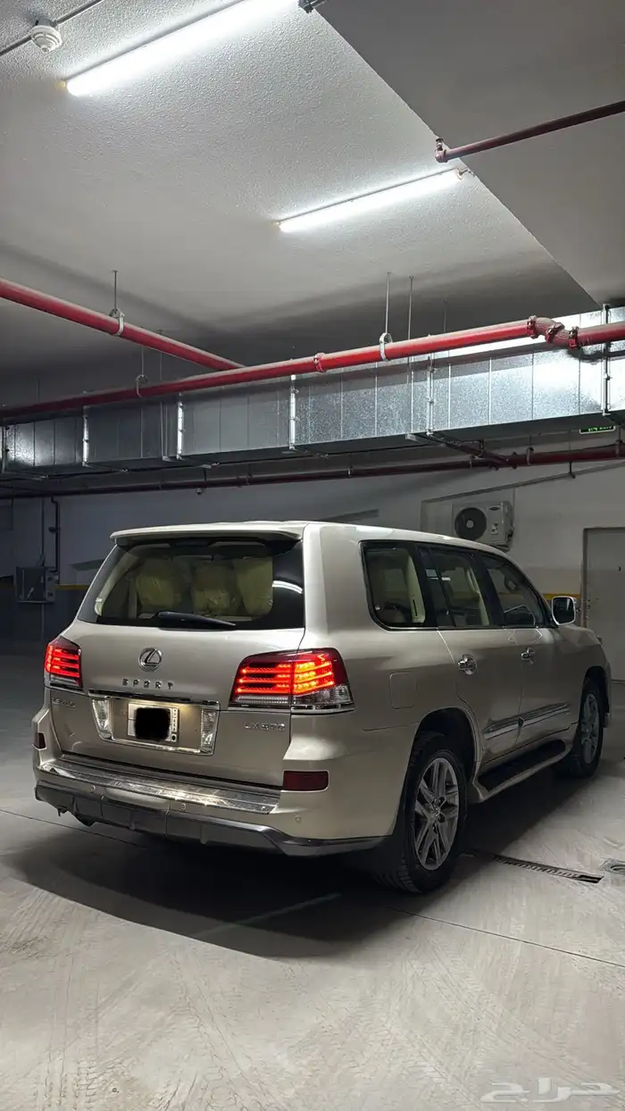 لكزس LX570 موديل 2012 4