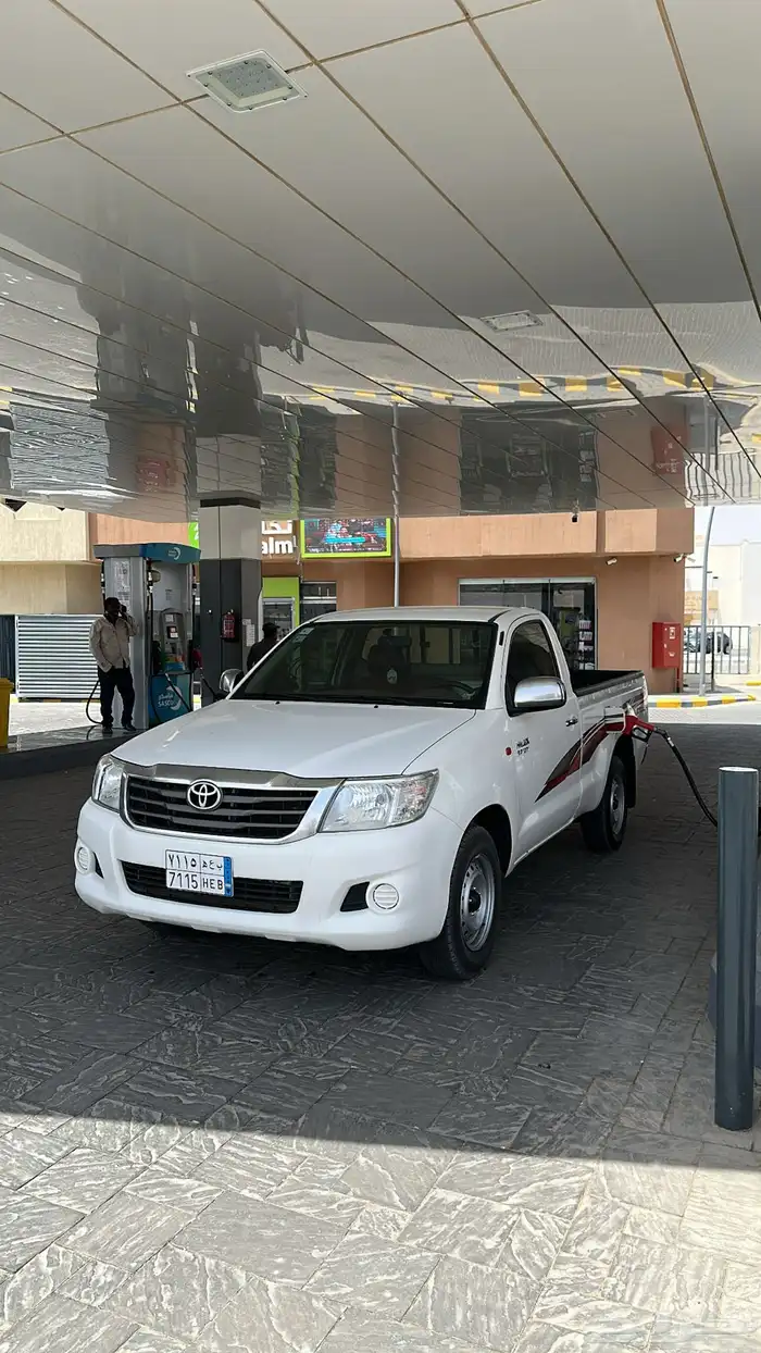 هايلكس غمارة 2012 6