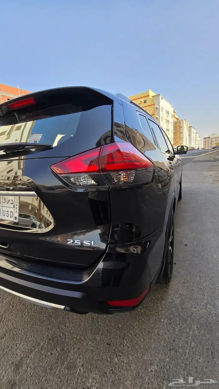 نيسان اكس تريل X-TRAIL 2018 فل كامل 5