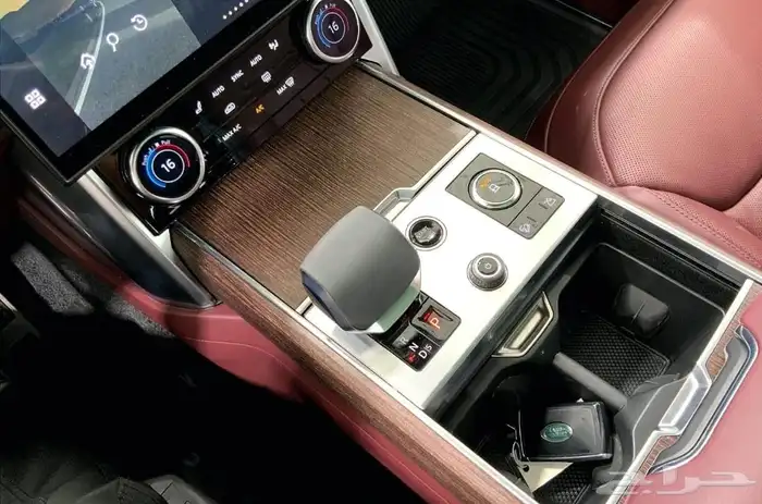 رانج روفر فوج Range Rover Vogue P530 SE SWB موديل 2023 10
