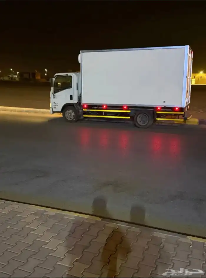نقل من القصيم الي الرياض وجميع مناطق المملكة باسعار مناسبة 0