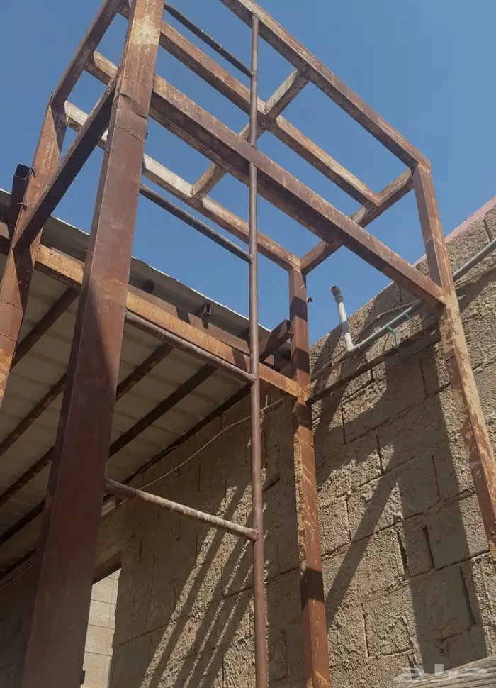 قاعدة خزان بطول 4متر 0