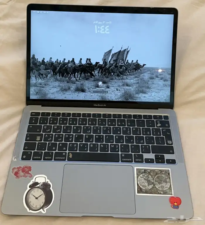 ماك بوك 1