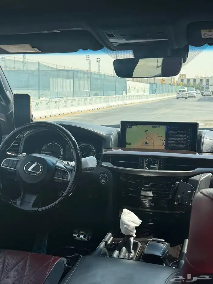 لكزس LX570 2021 للبيع المستعجل بلاك اديشن 7