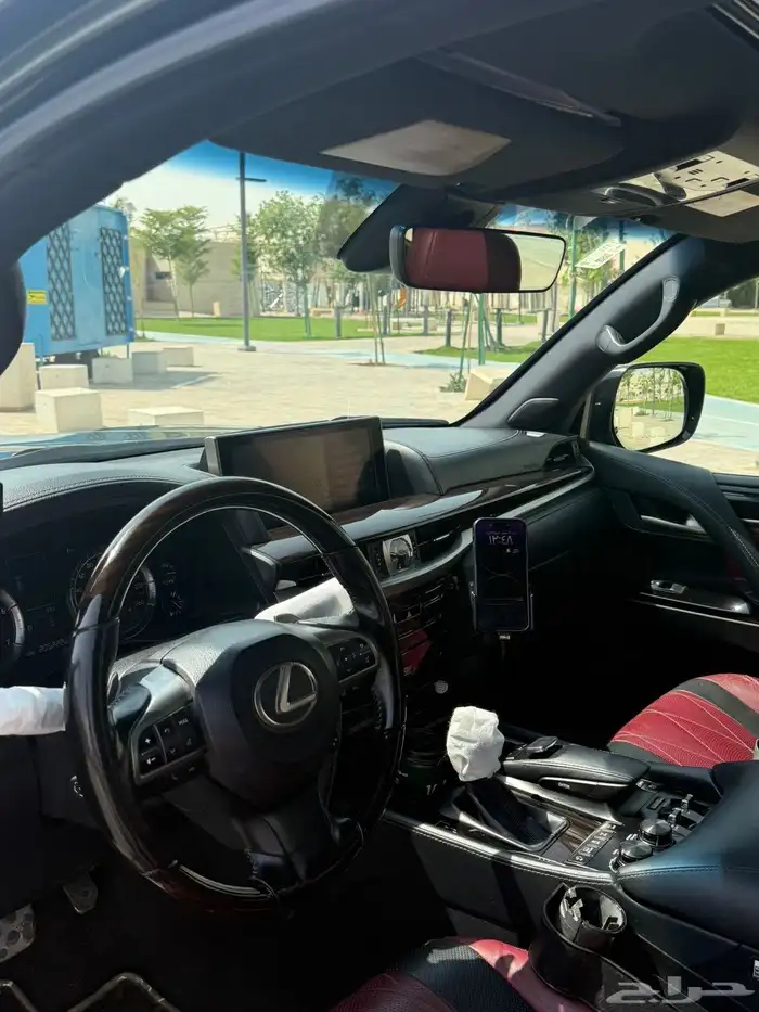 لكزس LX570 2021 للبيع المستعجل بلاك اديشن 10