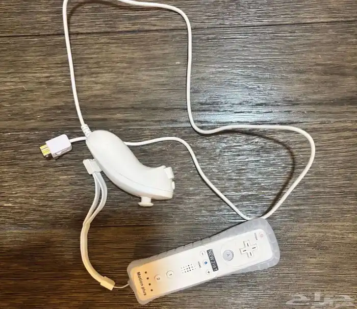 وي ريموت Wii remote with nunchuck 0