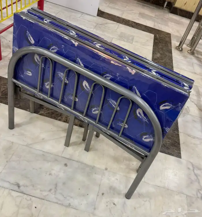 سرير حديد 0