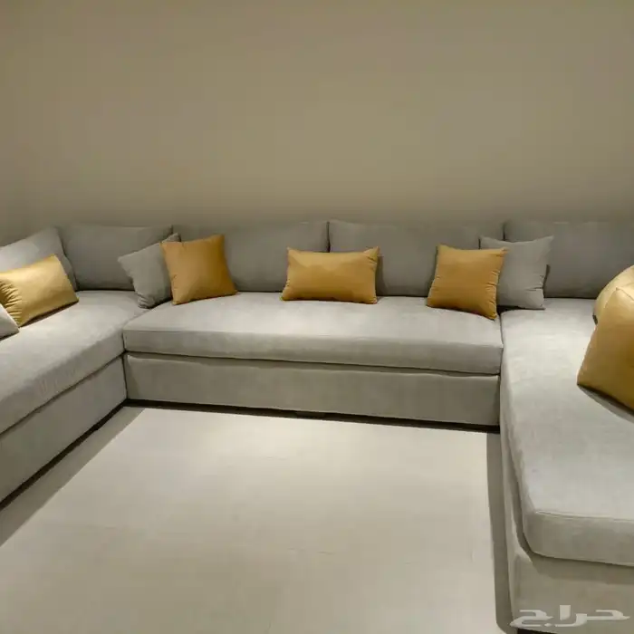 غرف نوم وكنب ستاير وخزائن حسب الطلب 3