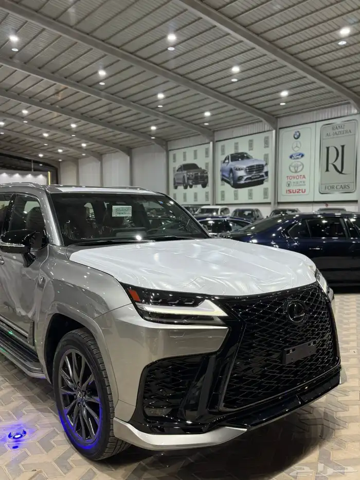 لكزس جيب LX 600 Fsport شبه جديد 2025 عداد 500 كيلو 2