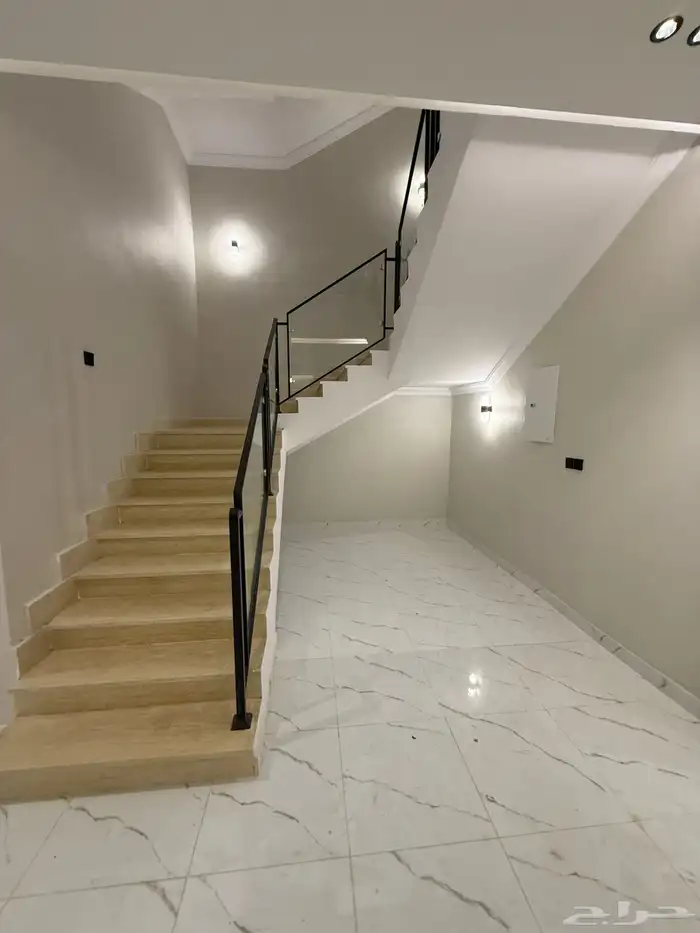 فله فاخره للبيع في حي الوفاء 3