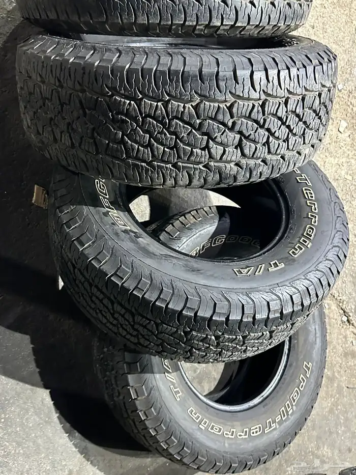 كفرات ربع حجري بي اف جودرتش مقاس 285 70 17 20