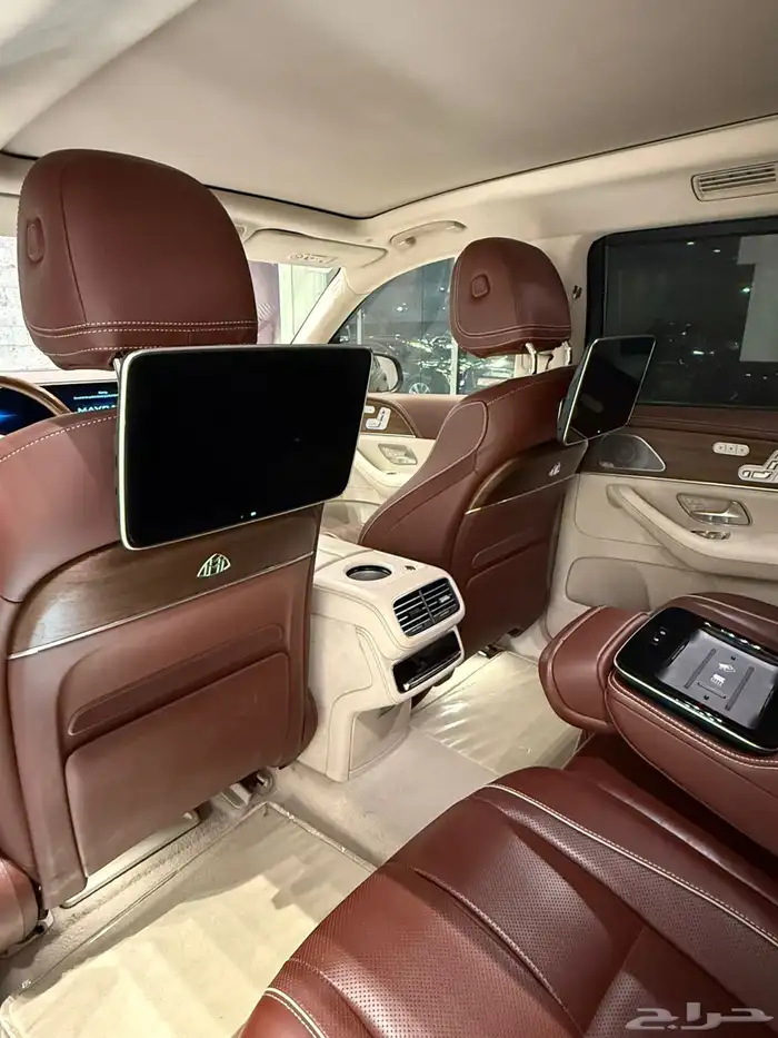 مايباخ GLS600 10