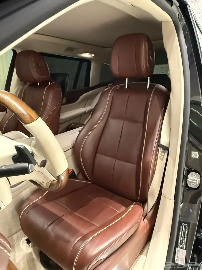 مايباخ GLS600 4