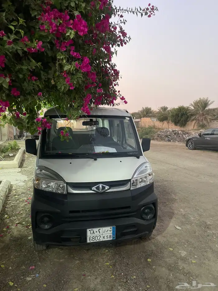 باص بضايع صغير ( 0