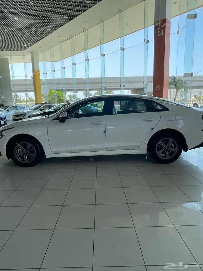 KIA K5 LX 2025 6