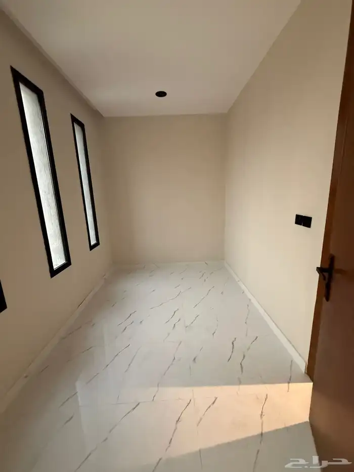 فله فاخره للبيع في حي الوفاء 7