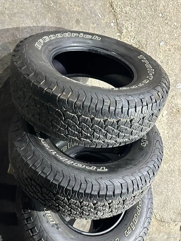 كفرات ربع حجري بي اف جودرتش مقاس 285 70 17 22