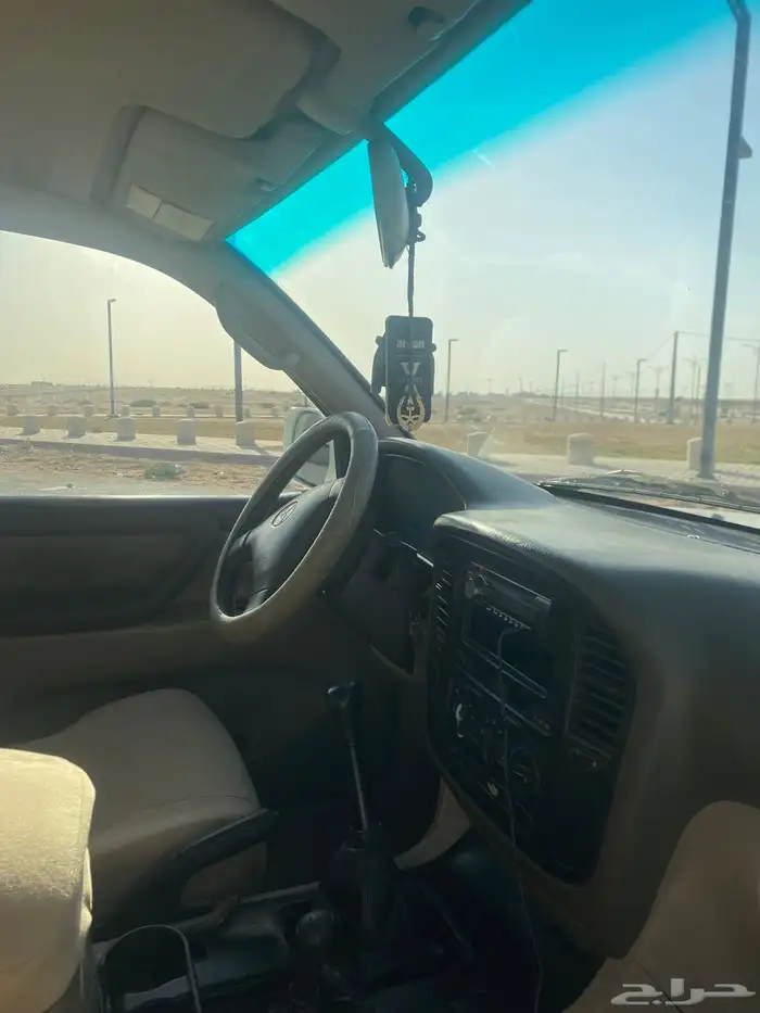 لاندكروزر 2001 4