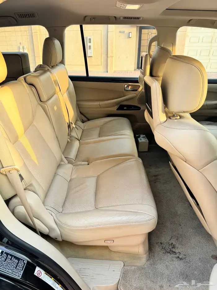 للبيع لكزس LX570 موديل 2012 7