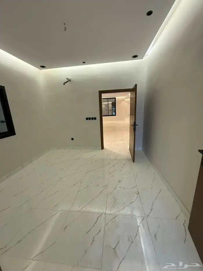 فله فاخره للبيع في حي الوفاء 8