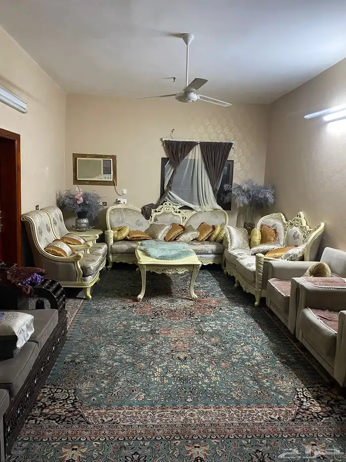 مجلس   طاولات   غرفة نوم 24
