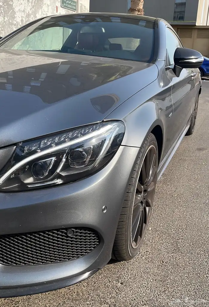 مرسيدس c300 كوبية بحالة الوكااالة 1