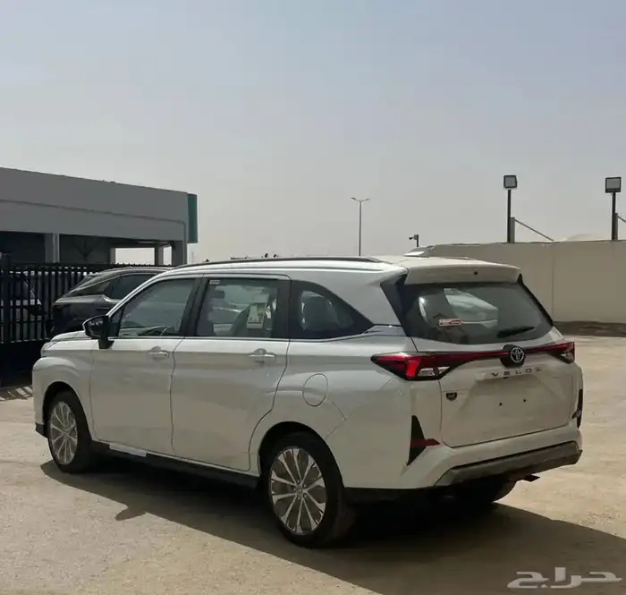 فيلوز 2025 4