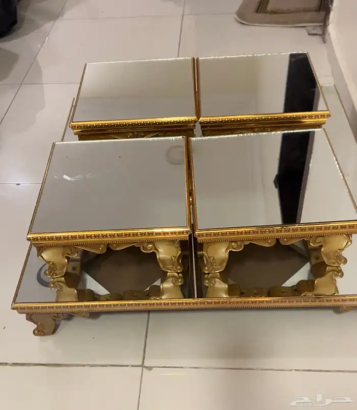 طاولة جلسه ارضيه مرايه جديده 0