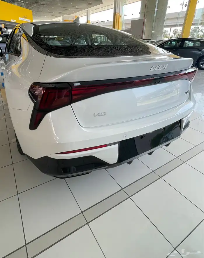 KIA K5 LX 2025 10